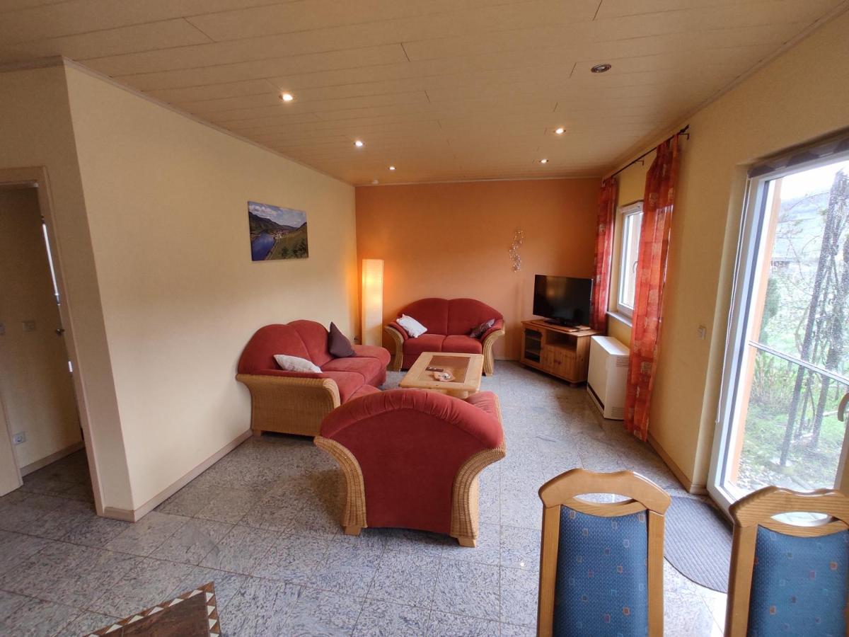 Moselferienweingut Schaefer Apartment Wintrich Luaran gambar